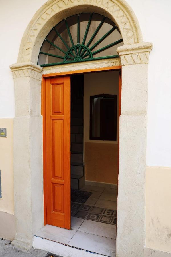 B&B Vista Mare Crotone Buitenkant foto